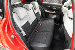 Hintere Sitzbank im Citroën ë-C3