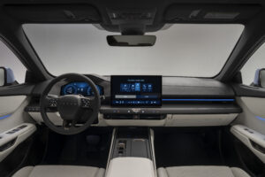Cockpit vom Lexus ES 500e
