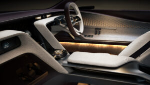 Cockpit vom Bentley EXP 15