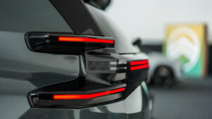 Heckleuchten vom Citroën ë-C5 Aircross