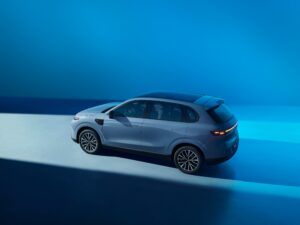 Fahrerseite vom Leapmotor B10
