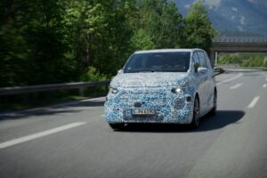 Frontansicht vom Mercedes-Benz VLE