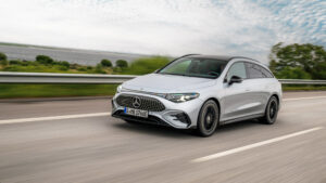 Der Mercedes CLA Shooting Brake auf der Straße
