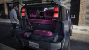 Leerer Kofferraum beim Dacia Hipster Concept