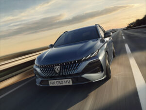 Front vom Peugeot E-308 SW