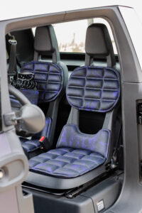 Sitzpolster im Rip-Curl-Design beim Citroën Ami Buggy Rip Curl Vision