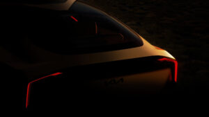 Teaserbild von Kia mit dem Heck einer Limousine