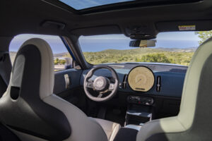 Cockpit vom Mini Countryman Electric