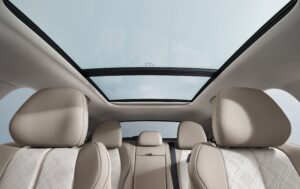 Panorama-Glasdach vom BYD Atto 3 Evo