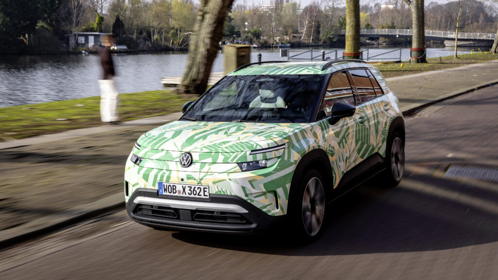 Frontansicht vom VW ID. Cross (Getarnt)