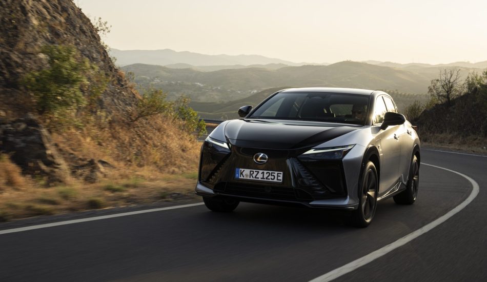 Front vom Lexus RZ 500e