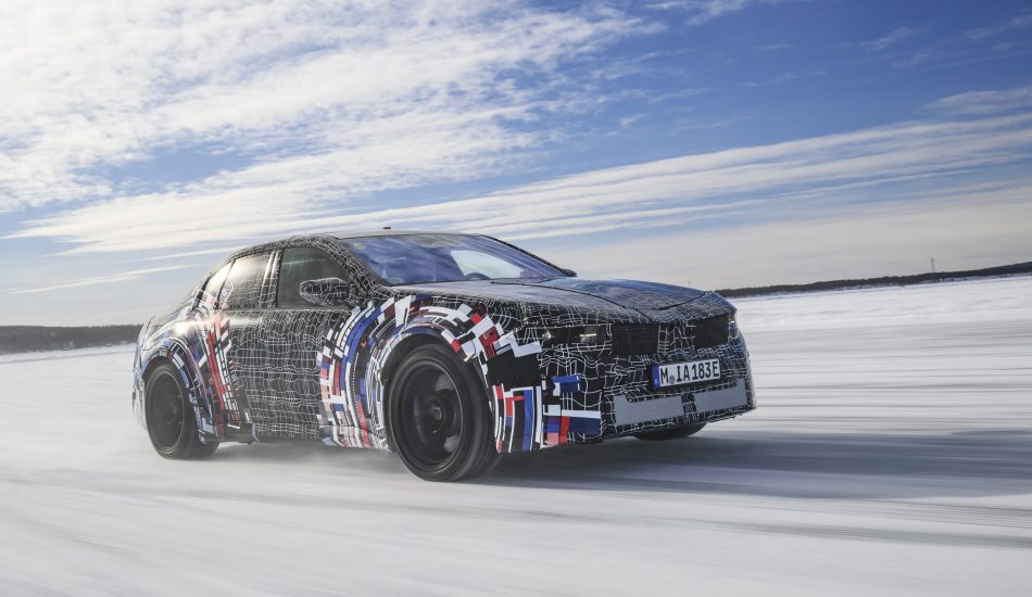 BMW M Modell mit Elektroantrieb als Getarnter Prototyp