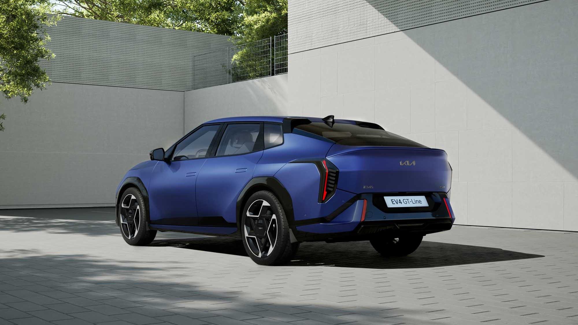 Heckansicht vom Kia EV4 Fastback
