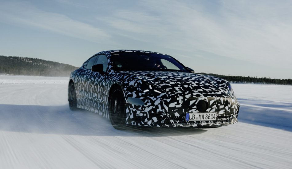 Front vom elektrischen Mercedes AMG GT (getarnt)