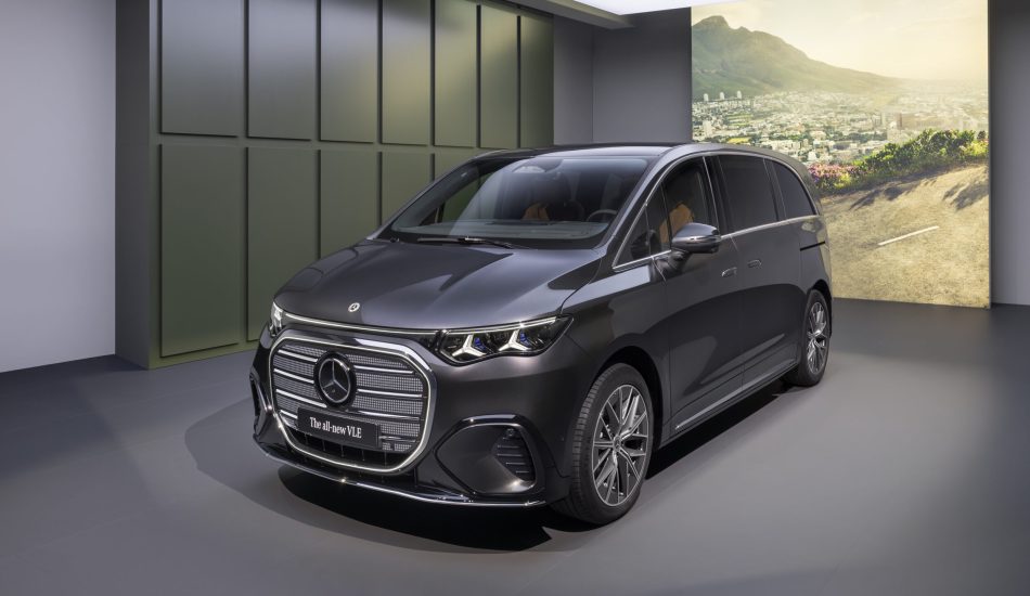 Front vom Mercedes-Benz VLE