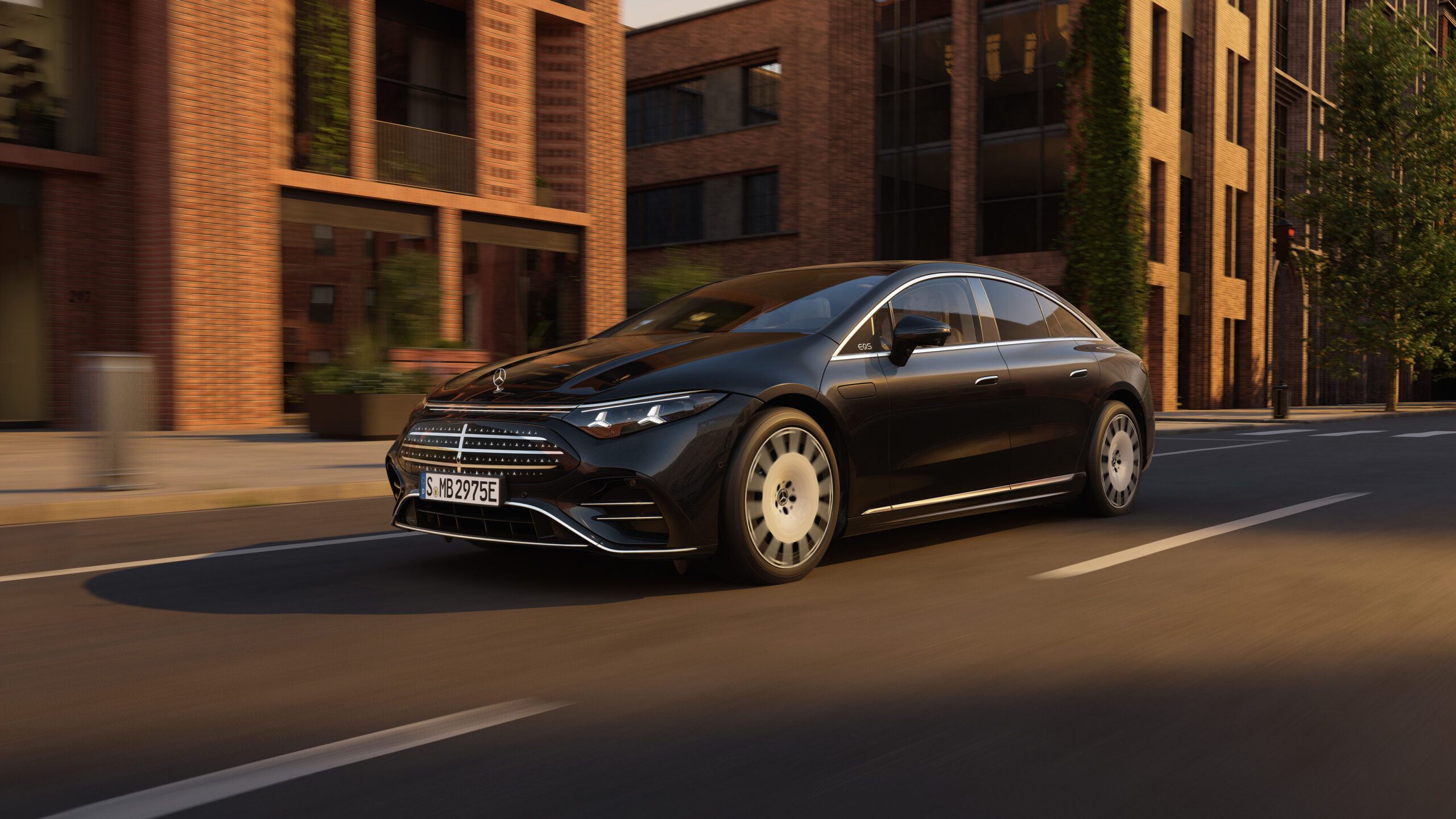 Die Mercedes EQS Limousine (2026) von vorne links