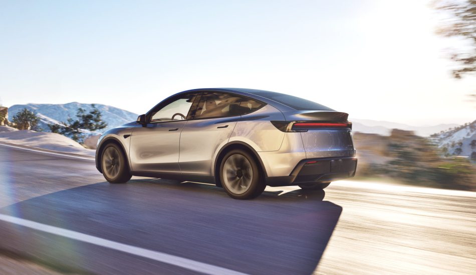 Seitenansicht des Tesla Model Y Premium